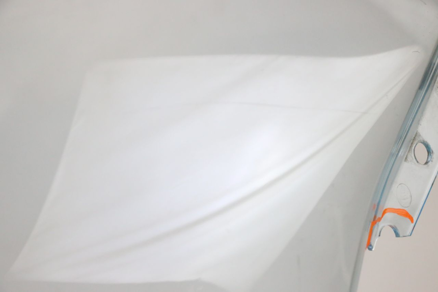 photo de WINDSCREEN PIAGGIO MP3 125 (2006 - 2014) - Markings and original references