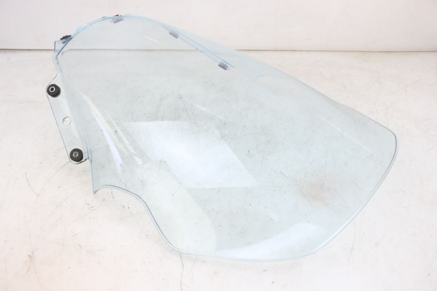 photo de WINDSCREEN PIAGGIO MP3 RL 250 (2006 - 2010) - Fixing points details