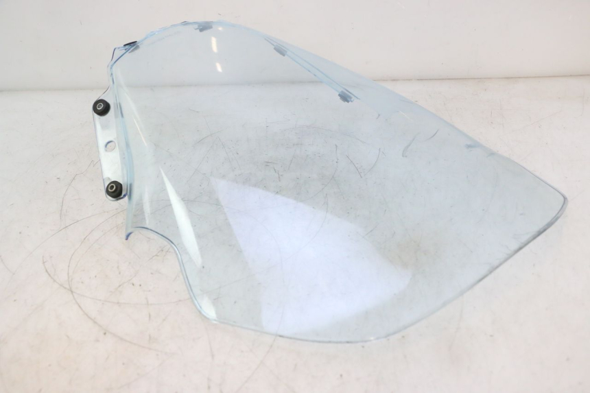 photo de WINDSCREEN PIAGGIO MP3 125 (2006 - 2014) - Distinctive features