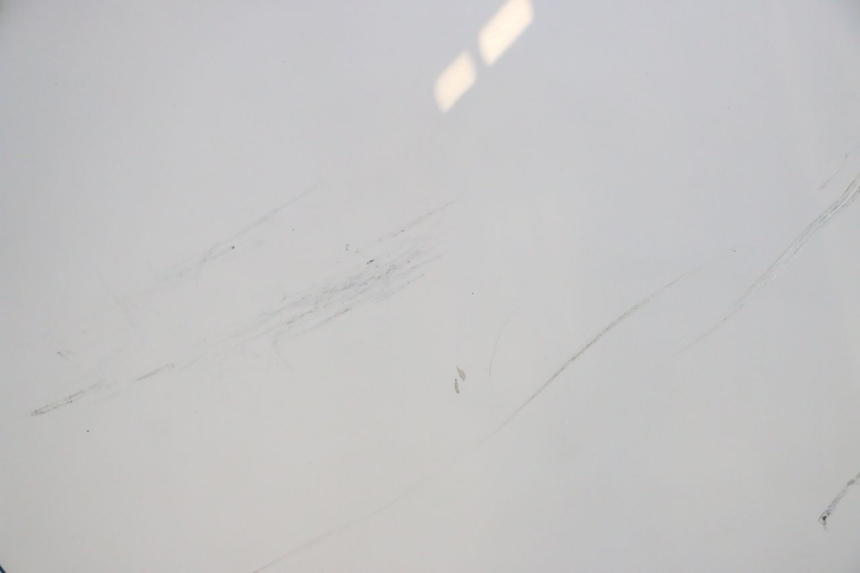 photo de WINDSCREEN PIAGGIO MP3 125 (2006 - 2014) - Surface and material condition