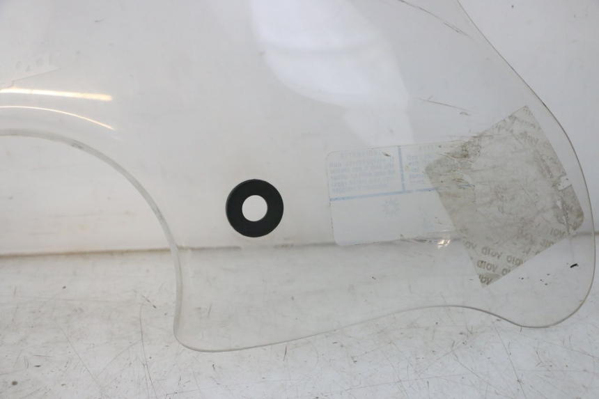 photo de WINDSCREEN PIAGGIO VESPA LX IE 125 (2010 - 2012) - Component zoom