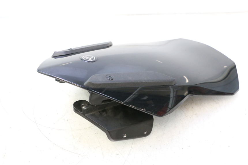 photo de WINDSCREEN JM MOTORS R-MAX TECH 50 (2024 - 2026) - High-resolution close-up