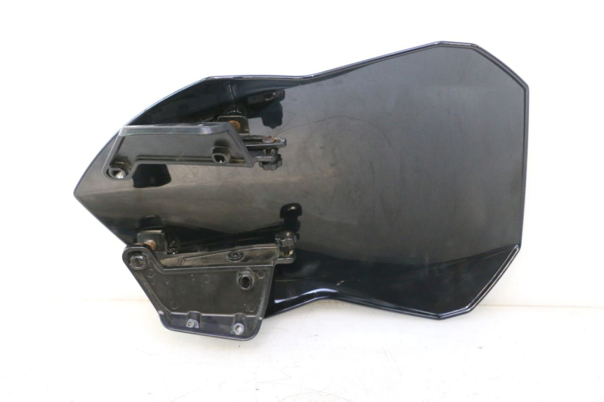 photo de WINDSCREEN JM MOTORS R-MAX TECH 50 (2024 - 2026) - Zoom on usage condition