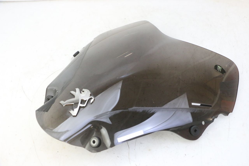 photo de WINDSCREEN PEUGEOT SATELIS 125 (2013 - 2018) - Supplementary product photo