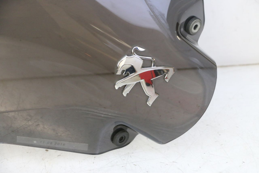photo de WINDSCREEN PEUGEOT SATELIS 125 (2013 - 2018) - Alternative angle