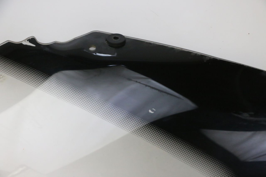 photo de WINDSCREEN PEUGEOT SATELIS 125 (2010 - 2012) - Alternative angle