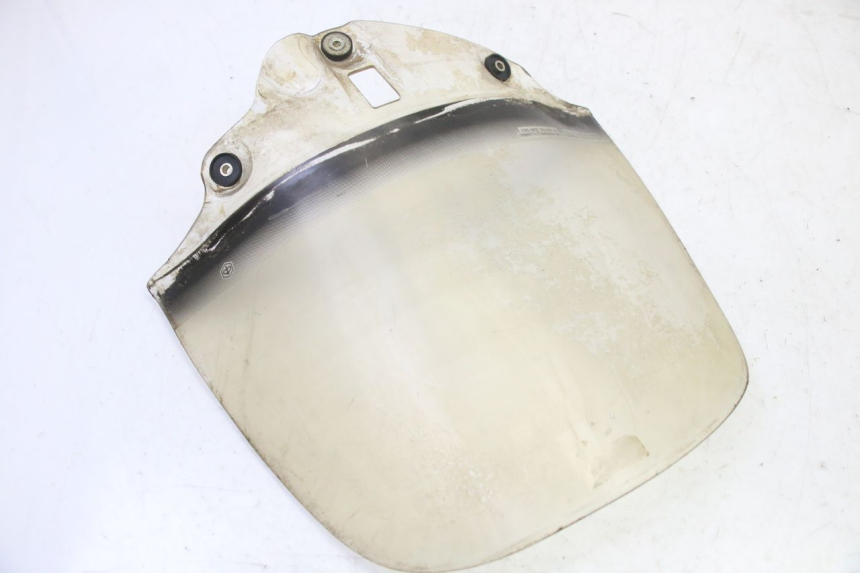 photo de WINDSCREEN PIAGGIO SUPER LX 125 (2000 - 2003) - Technical close-up
