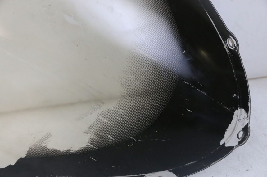 photo de WINDSCREEN SUZUKI UH BURGMAN 125 (2002 - 2006) - Detailed visual inspection