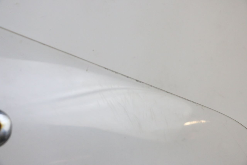 photo de WINDSCREEN PIAGGIO VESPA GTS SUPER IE 125 (2009 - 2016) - Main view