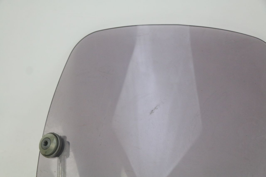 photo de WINDSCREEN PIAGGIO VESPA SPRINT 2T 50 (2014 - 2018) - Focus on structure