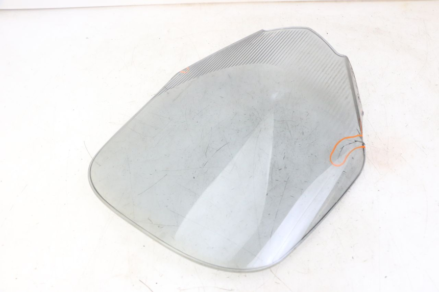 photo de WINDSCREEN YAMAHA X-MAX XMAX ABS 250 (2010 - 2012) - Technical close-up