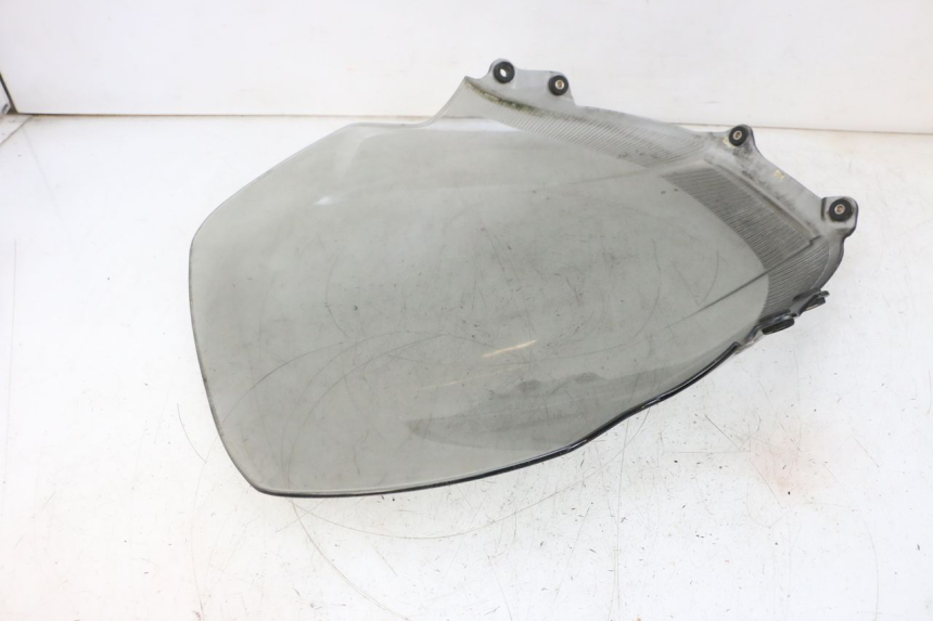 photo de WINDSCREEN PIAGGIO X8 125 (2004 - 2007) - Surface and material condition