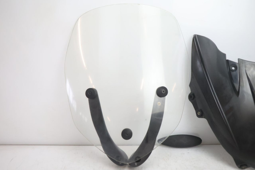 photo de WINDSCREEN PIAGGIO X9 EVOLUTION 125 (2003 - 2007) - Zoom on usage condition