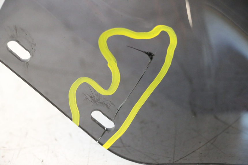 photo de WINDSCREEN YAMAHA XJR 1300 (1998 - 2002) - Surface and material condition