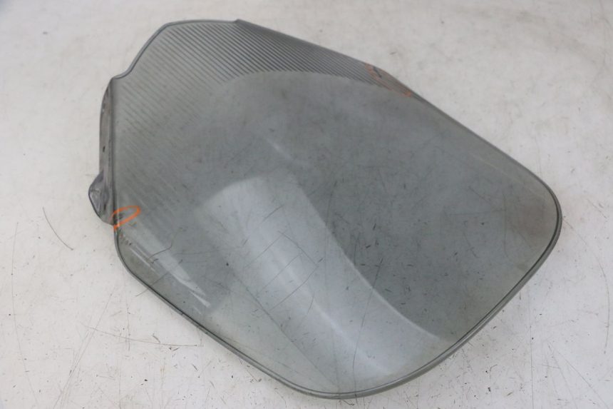 photo de WINDSCREEN YAMAHA X-MAX XMAX ABS 250 (2010 - 2014) - Surface and material condition