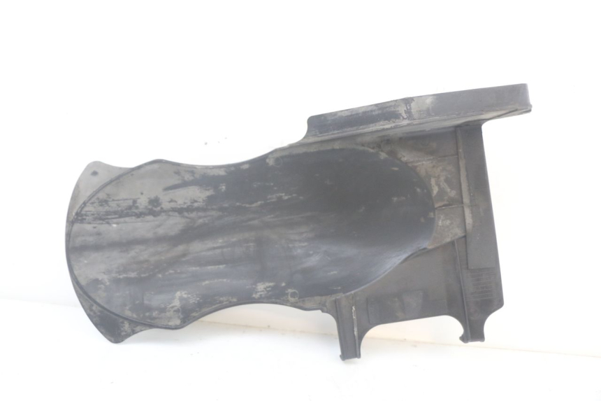 photo de REAR WHEEL HUGGER QUADRO 3D S 350 (2013 - 2018) - Surface and material condition