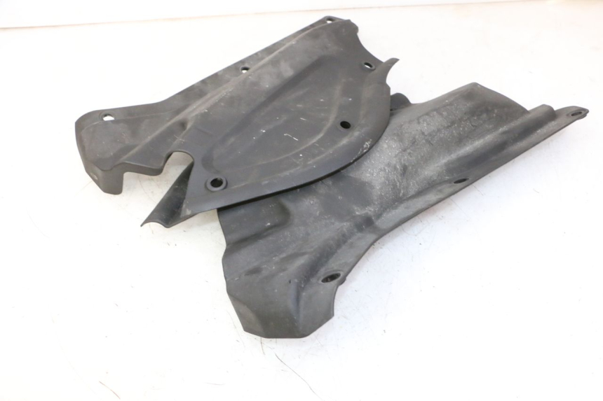 photo de REAR UNDERTRAY QUADRO 4 4D 350 (2015 - 2018) - Component detail