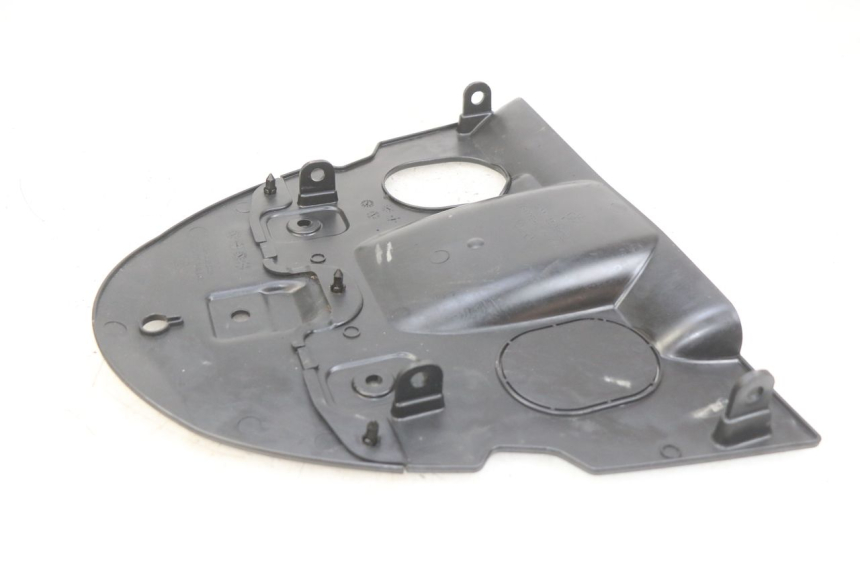 photo de REAR WHEEL HUGGER KYMCO AGILITY 16+ 4T 50 (2018 - 2023) - Component detail