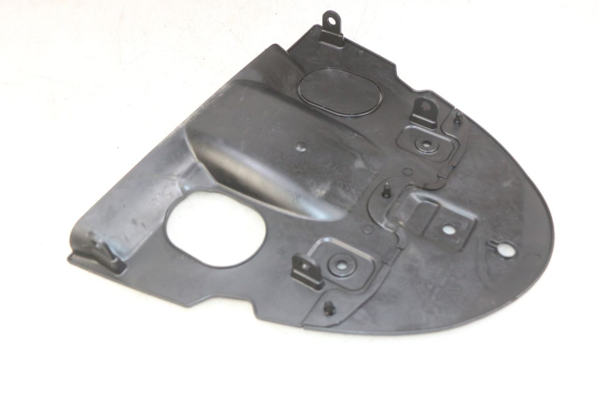 photo de REAR WHEEL HUGGER KYMCO AGILITY 16+ 4T 50 (2018 - 2023) - Component detail