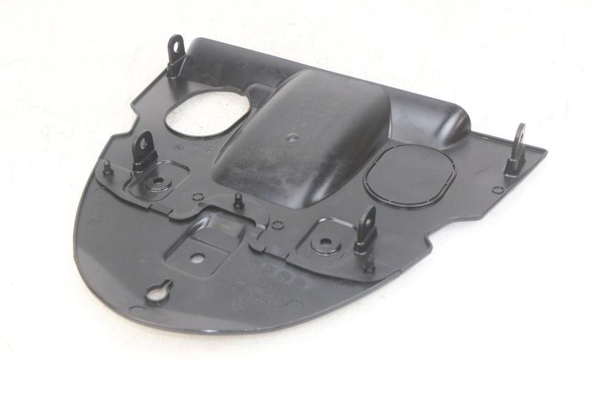 photo de REAR WHEEL HUGGER KYMCO AGILITY 16+ 4T 50 (2018 - 2023) - Zoom on usage condition