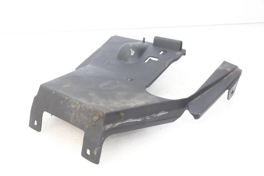 photo de REAR WHEEL HUGGER KYMCO AGILITY 4T 50 (2018 - 2022) - Alternative perspective