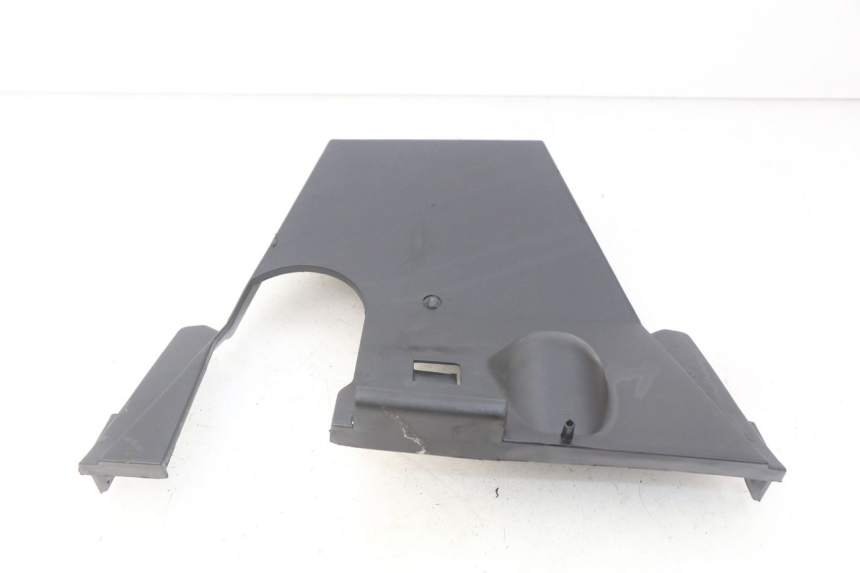 photo de REAR WHEEL HUGGER KYMCO AGILITY DELIVERY 4T 50 (2018 - 2023) - Zoom on usage condition