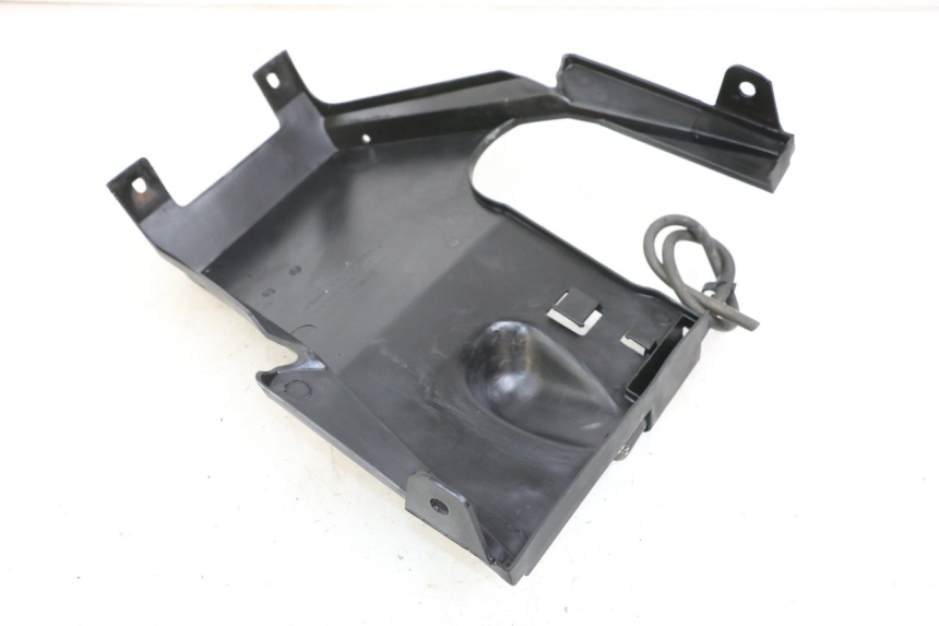 photo de REAR UNDERTRAY KYMCO AGILITY PREMIUM 50 (2007 - 2010) - Zoom on usage condition