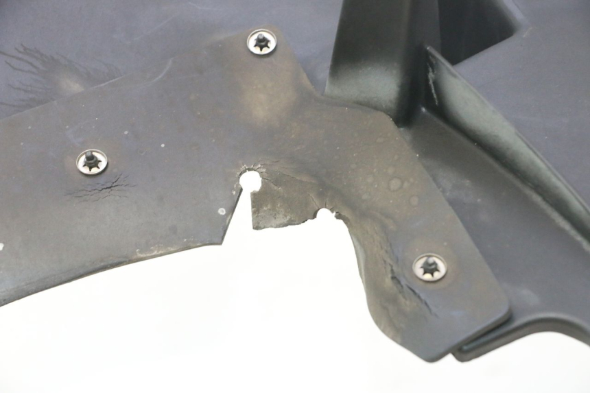 photo de REAR UNDERTRAY APRILIA ATLANTIC S 125 (2010 - 2013) - Surface and material condition