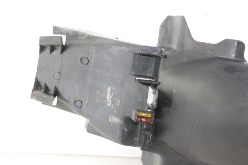 photo de REAR UNDERTRAY HONDA CB TWO FIFTY 250 (1991 - 2002) - Zoom on usage condition