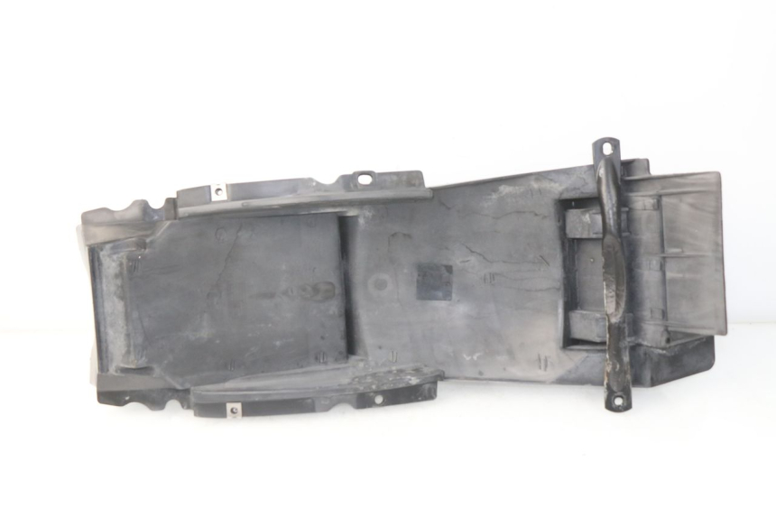 photo de REAR UNDERTRAY HYOSUNG COMET GTR 125 (2007 - 2014) - Technical close-up