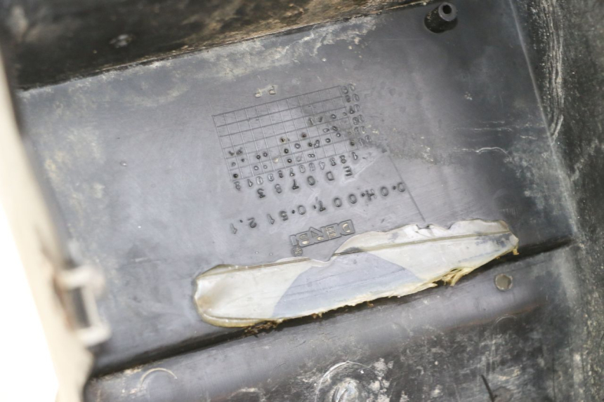 photo de REAR UNDERTRAY DERBI SENDA R X-TREME 50 (2006 - 2010) - Zoom on usage condition