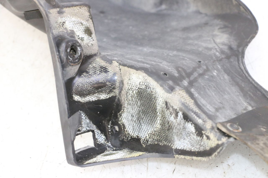 photo de REAR UNDERTRAY APRILIA ETX 125 (1998 - 2002) - Zoom on usage condition