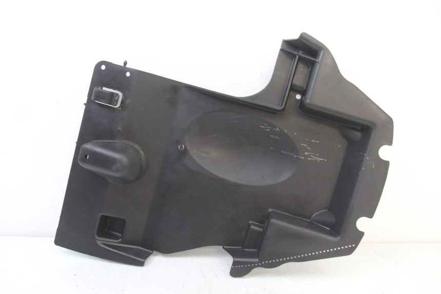 photo de REAR UNDERTRAY SYM FIDDLE 3 III 125 (2014 - 2020) - Zoom on usage condition