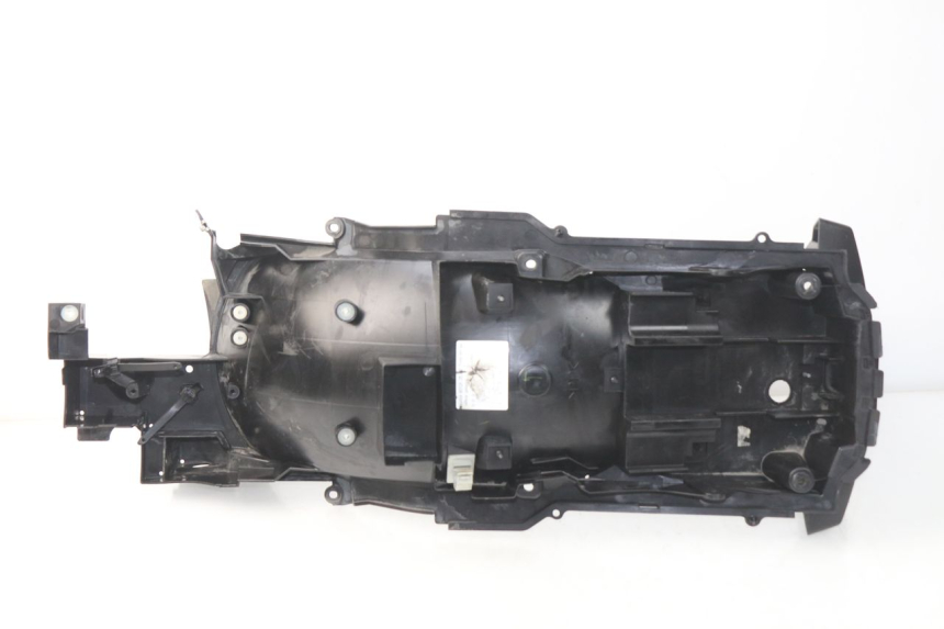 photo de REAR WHEEL HUGGER YAMAHA FJR ABS 1300 (2006 - 2012) - Alternative perspective