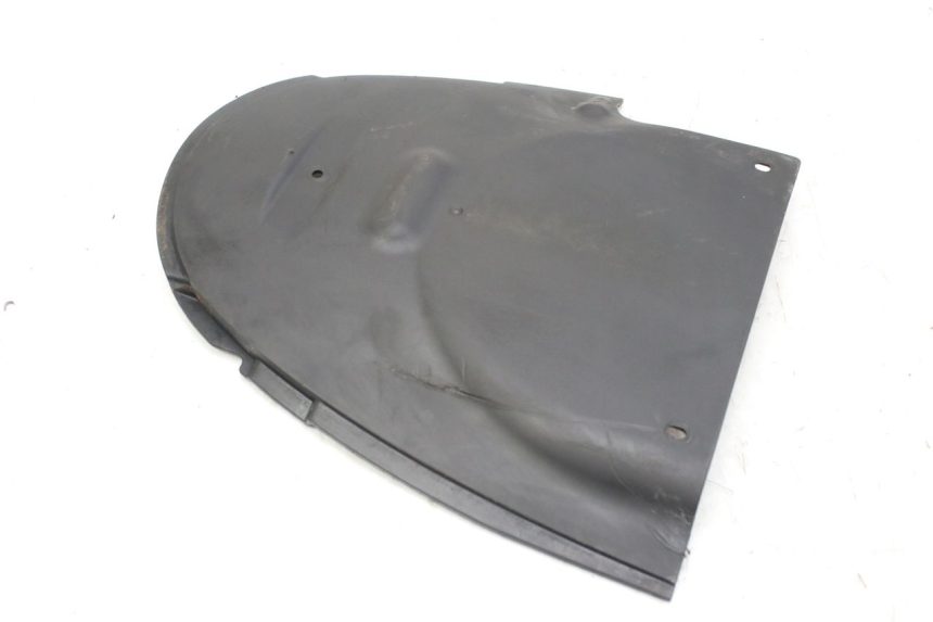 photo de REAR WHEEL HUGGER PIAGGIO FLY 4T 50 (2013 - 2017) - Alternative perspective