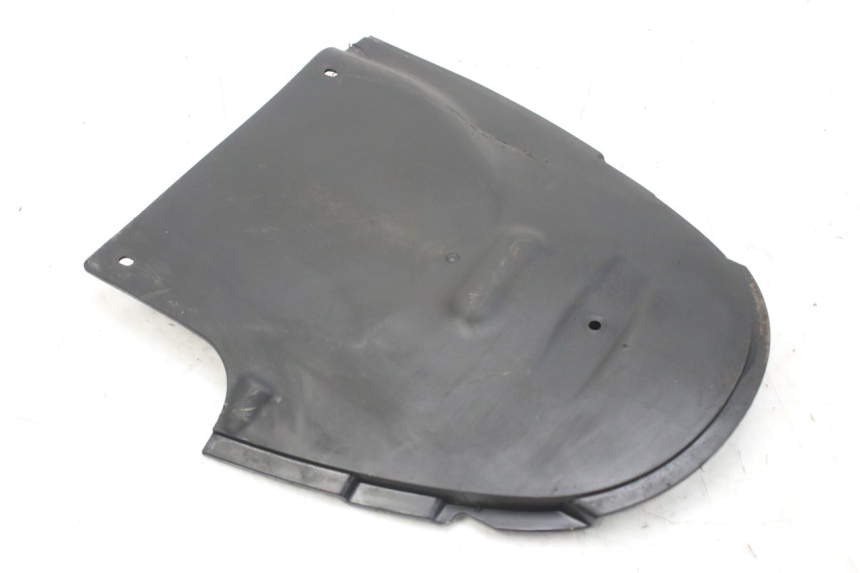 photo de REAR WHEEL HUGGER PIAGGIO FLY 4T 50 (2013 - 2017) - Technical close-up