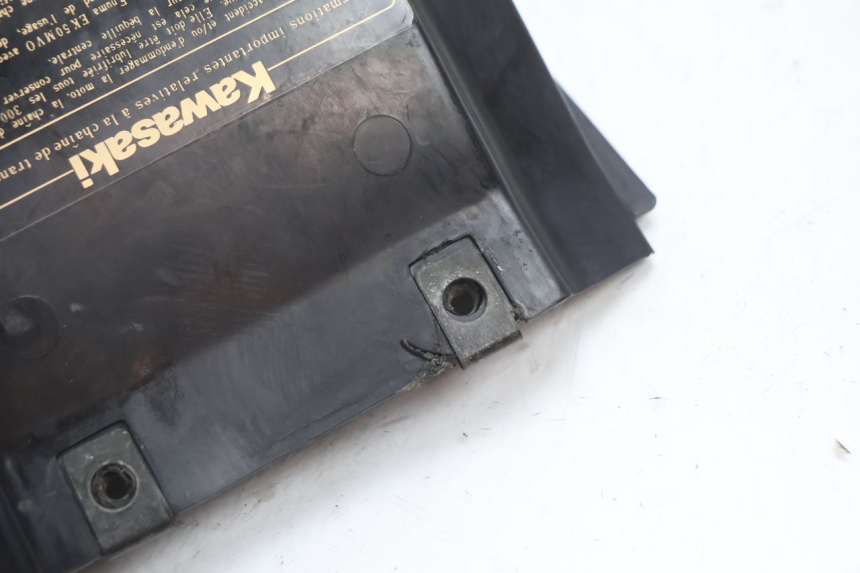 photo de REAR UNDERTRAY KAWASAKI GPX F ZX750F 750 (1986 - 1990) - Checked used part