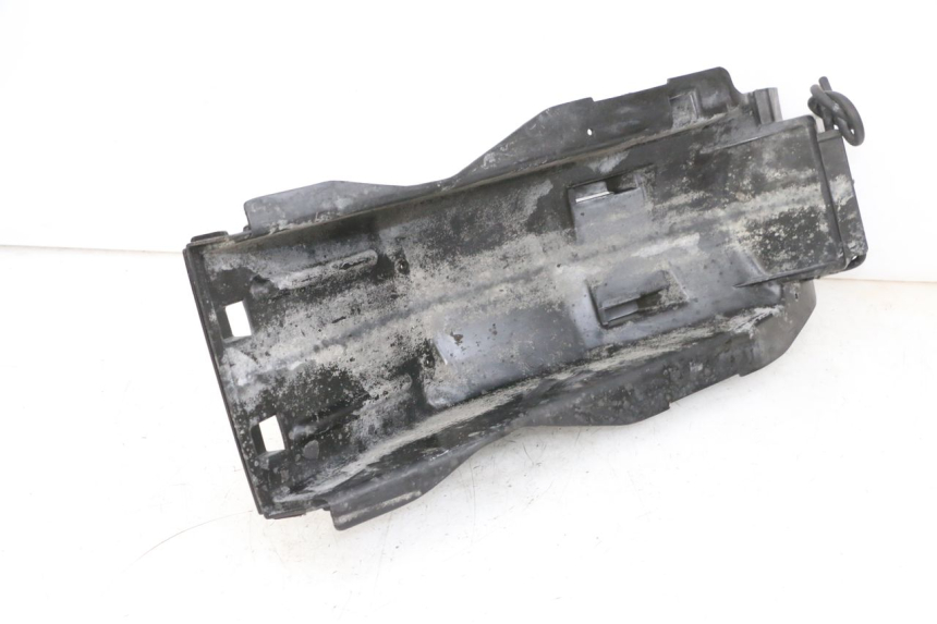 photo de REAR UNDERTRAY KAWASAKI GPX R WARBIRD 600 (1988 - 1993) - Zoom on usage condition