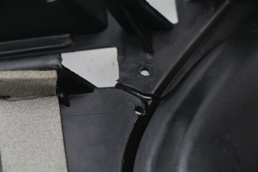 photo de REAR UNDERTRAY SUZUKI GSX-R GSXR 600 (2008 - 2010) - Additional view of the item