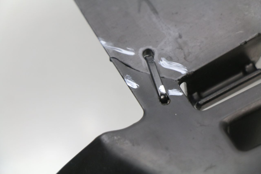 photo de REAR UNDERTRAY SUZUKI GSX-R GSXR 600 (2008 - 2010) - Technical close-up