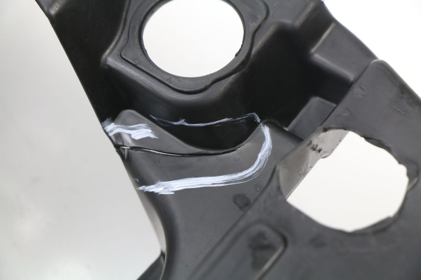 photo de REAR UNDERTRAY SUZUKI GSX-R GSXR 600 (2008 - 2010) - Fixing points details