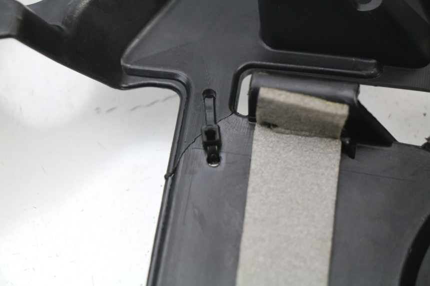 photo de REAR UNDERTRAY SUZUKI GSX-R GSXR 600 (2008 - 2010) - Markings and original references