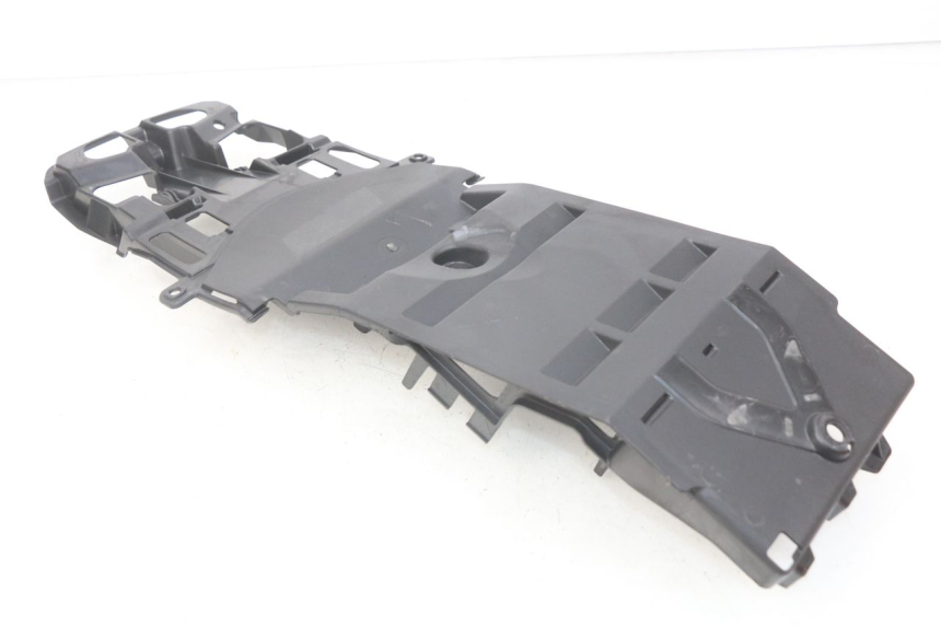 photo de REAR UNDERTRAY SUZUKI GSX-R GSXR 750 (2011 - 2016) - Zoom on usage condition