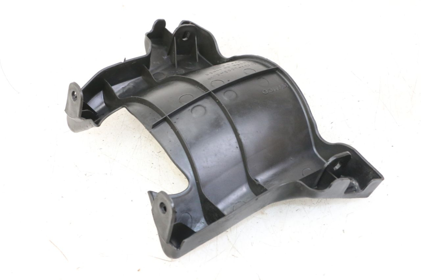 photo de REAR UNDERTRAY KYMCO PEOPLE S 125 (2000 - 2008) - Technical close-up
