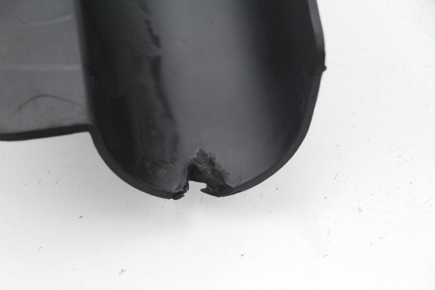 photo de REAR UNDERTRAY PEUGEOT LOOXOR 50 (2001 - 2004) - Fixing points details
