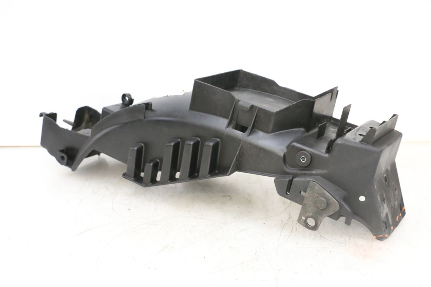 photo de REAR UNDERTRAY HONDA NSR R 125 (1994 - 2003) - Fixing points details