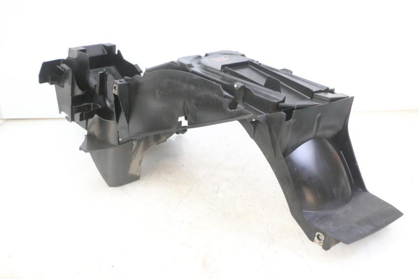 photo de REAR UNDERTRAY HONDA NTV DEAUVILLE ABS 700 (2007 - 2016) - Technical close-up