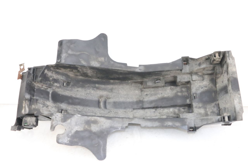 photo de REAR WHEEL HUGGER HONDA NTV DEAUVILLE 650 (1998 - 2001) - Zoom on usage condition