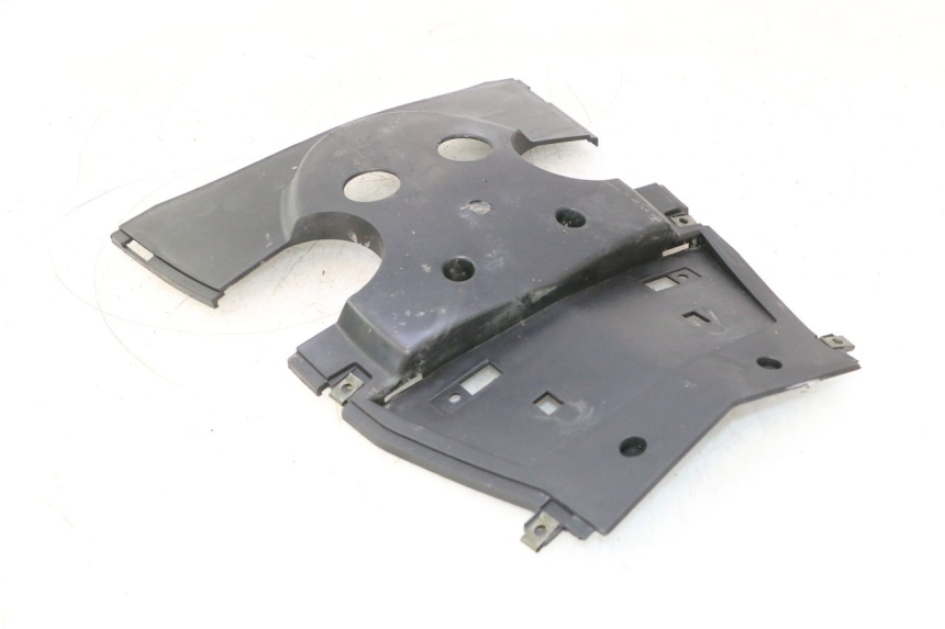photo de REAR UNDERTRAY RAZZO QTR 50 (2011 - 2018) - Technical close-up