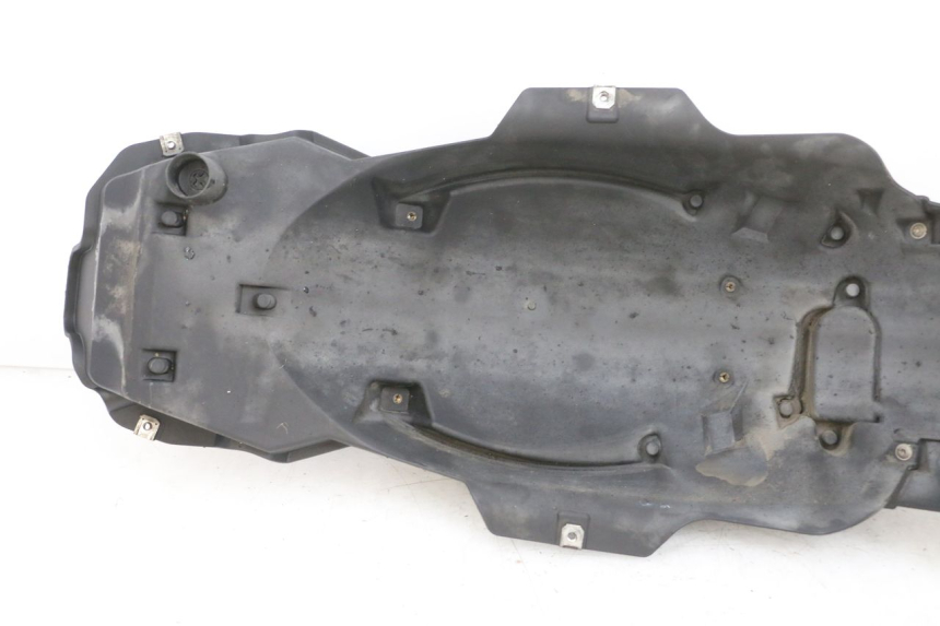 photo de REAR UNDERTRAY BMW R RT ABS 1200 (2010 - 2014) - Zoom on usage condition